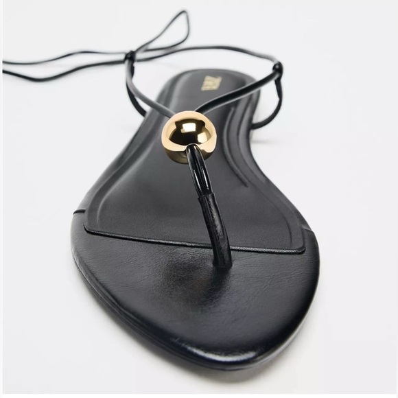 🔥🔥Zara Black Strappy Sandals - Picture 4 of 6